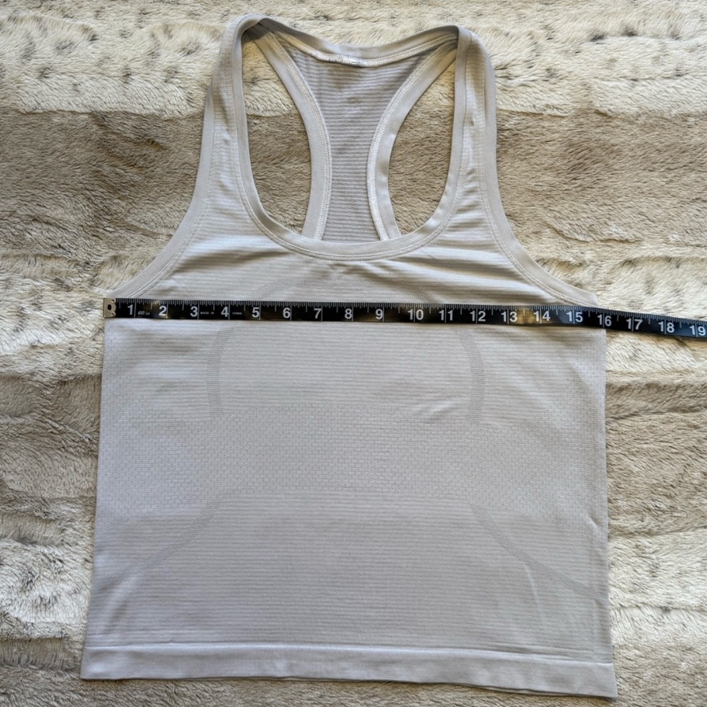 Lululemon Swiftly Tech Racerback 2.0 Race Length Size 6 - Picture 5 of 7